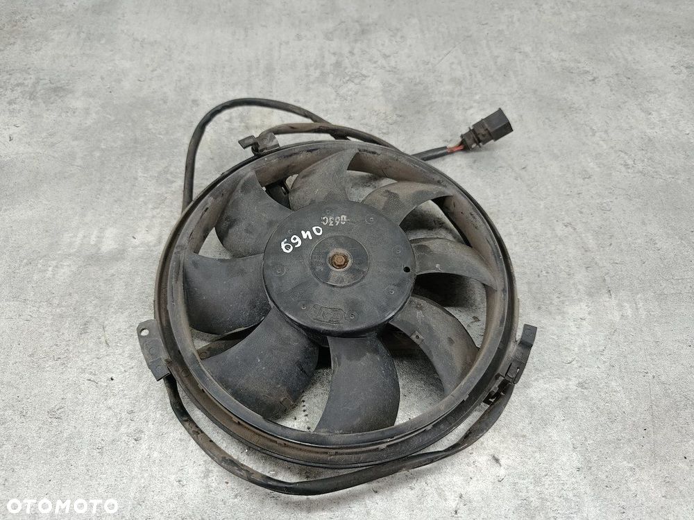 WENTYLATOR KLIMATYZACJI VW PASSAT B5 FL 1.9 TDI - 1