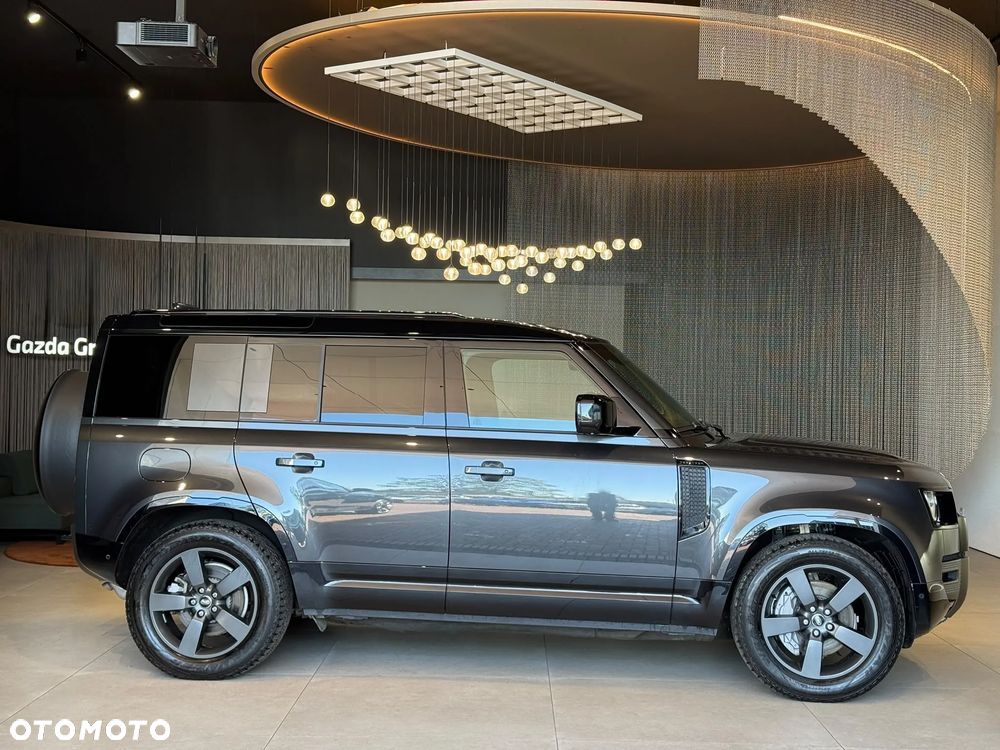 Land Rover Defender 2.0 P300e PHEV X-Dynamic HSE - 6