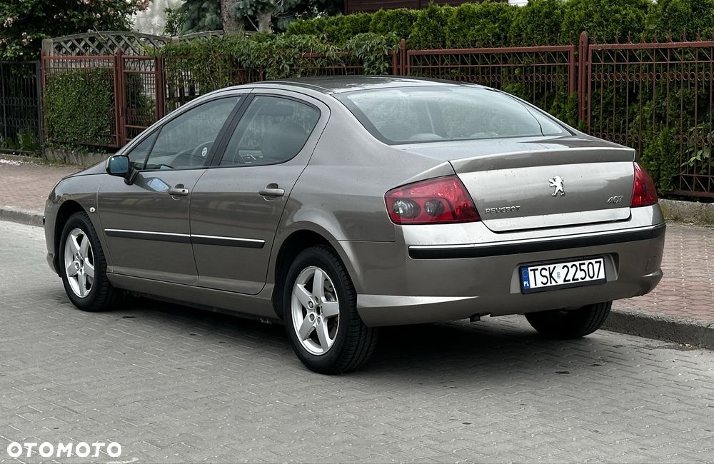 Peugeot 407 - 2