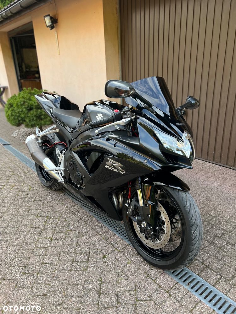Suzuki GSX-R - 17