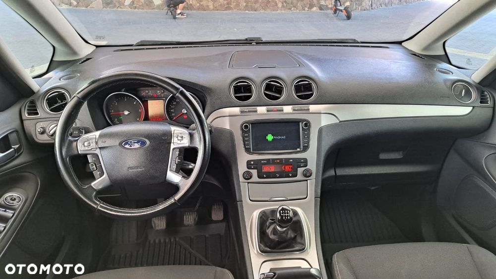 Ford Galaxy 2.0 TDCi Trend - 12