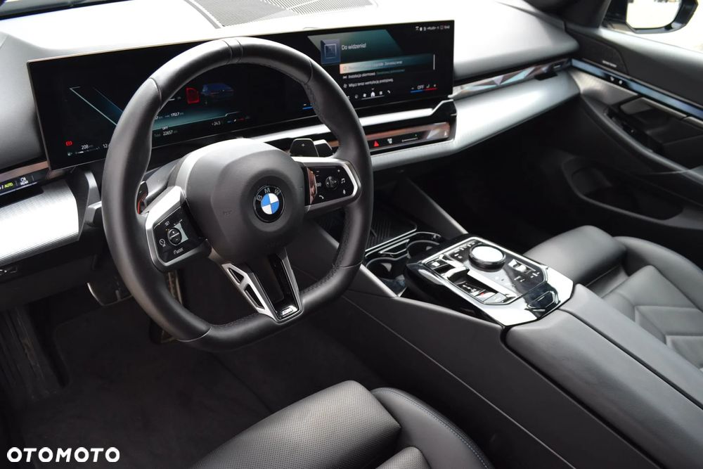 BMW Seria 5 520d xDrive mHEV M Sport - 13