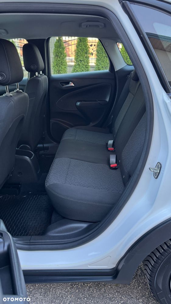 Opel Crossland X - 8