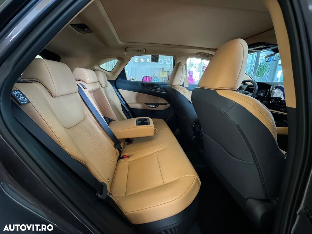 Lexus Seria NX 450h+ 2.5 TNGA HV 25H PHEV CVT Executive - 22