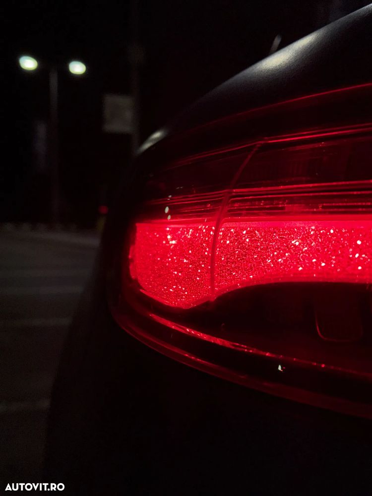Mercedes-Benz E - 8