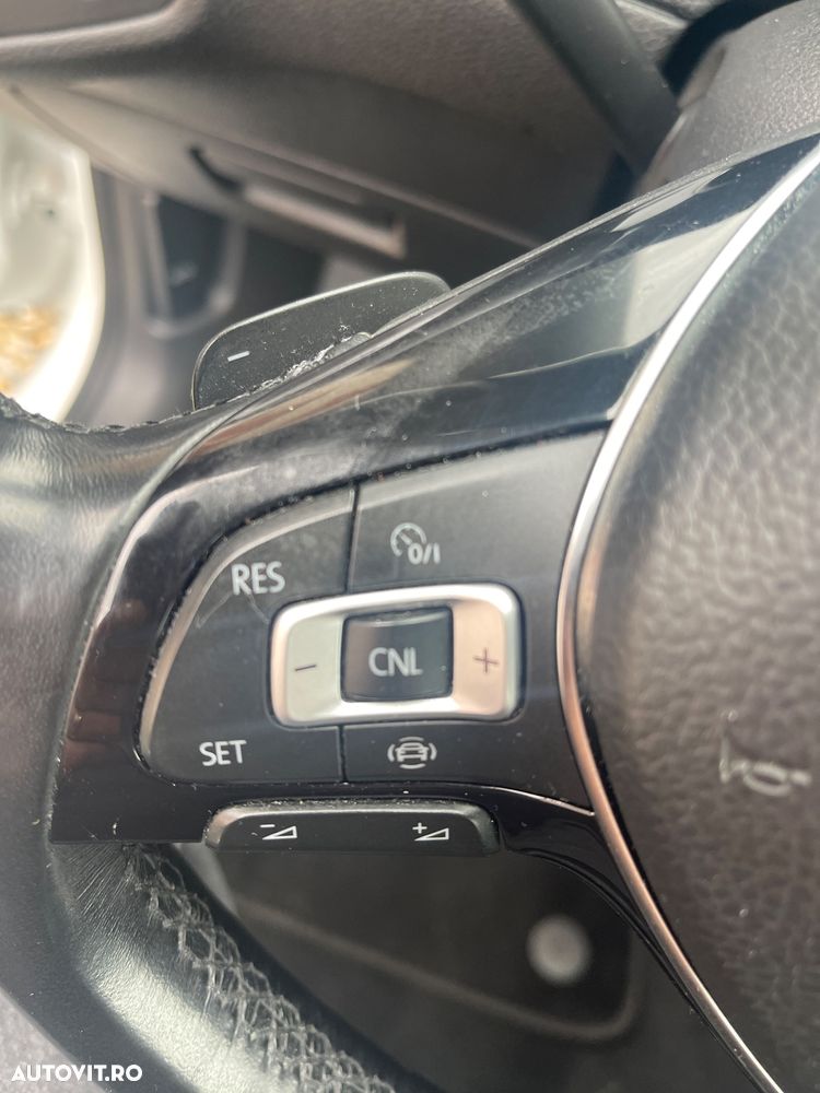 Volkswagen Golf 1.6 TDI (BlueMotion Technology) DSG Comfortline - 8