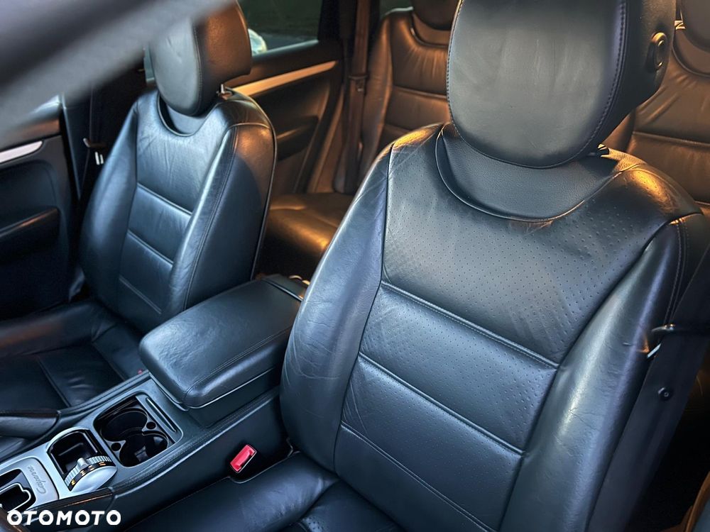 Porsche Cayenne - 14