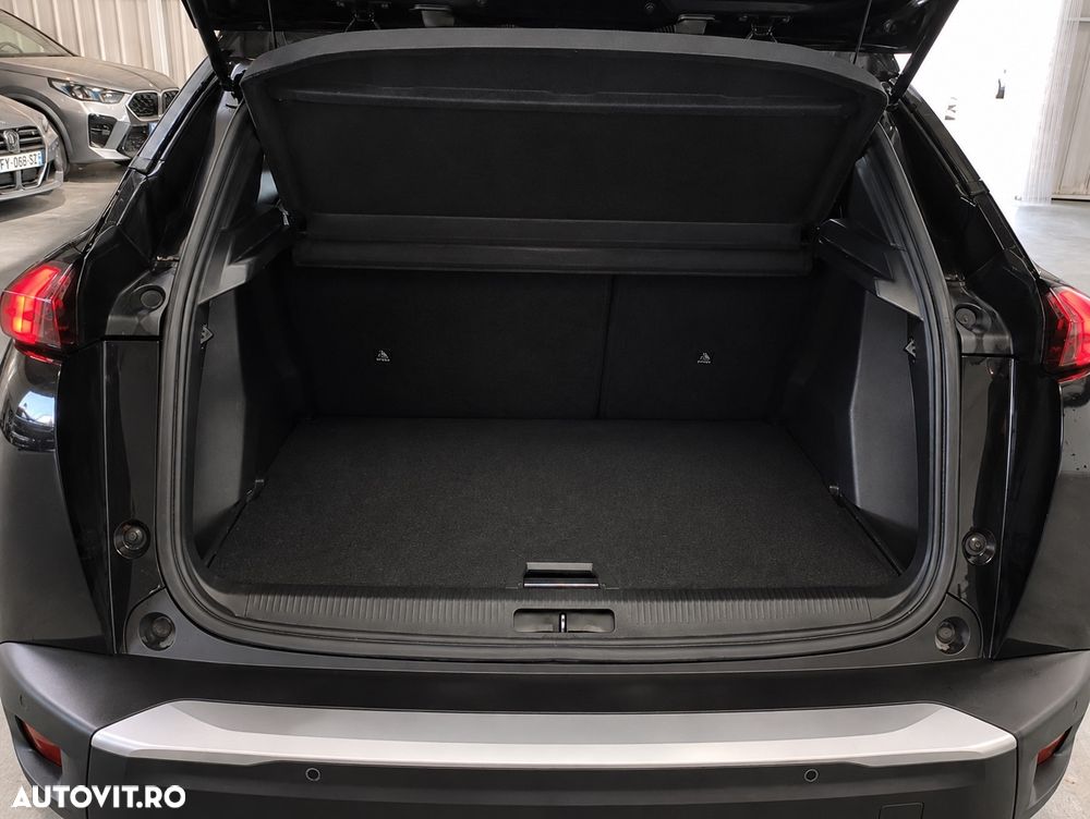 Peugeot 2008 PureTech 130 EAT8 Allure Pack - 16