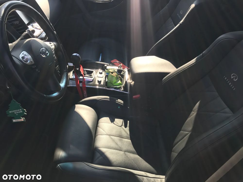 Infiniti Q70 3.0d S Premium - 5