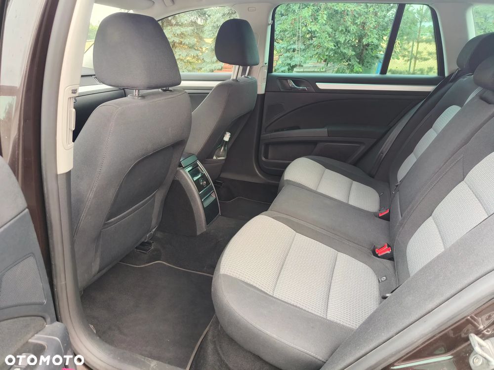Skoda Superb 2.0 TDI PD Ambition - 5