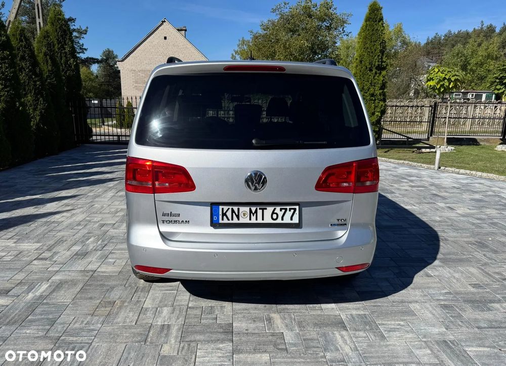 Volkswagen Touran 1.6 TDI DPF BlueMotion Technology Highline - 5