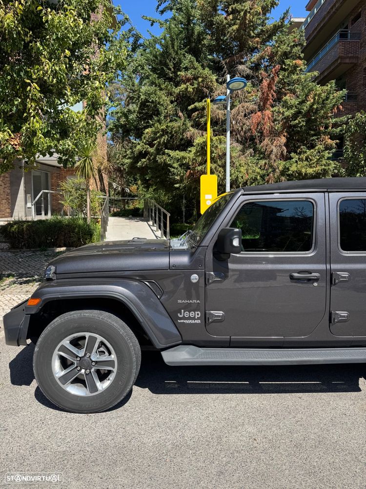 Jeep Wrangler Unlimited 2.2 CRD Sahara AT - 13