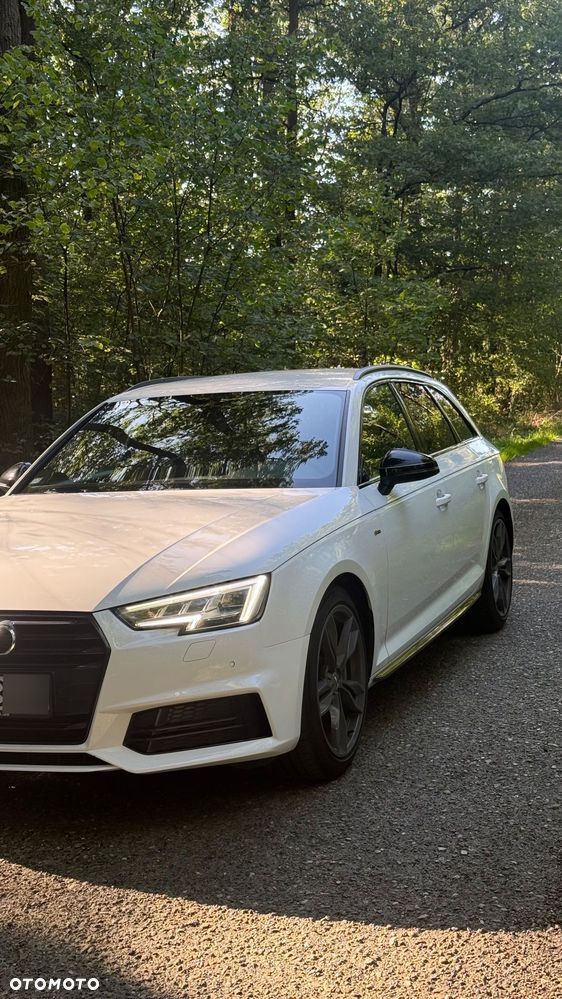 Audi A4 Avant - 1