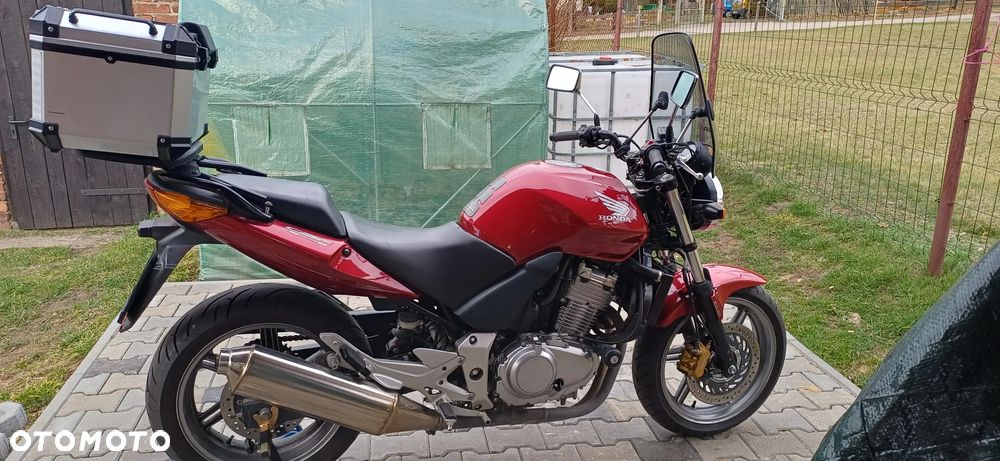Honda CBF - 12