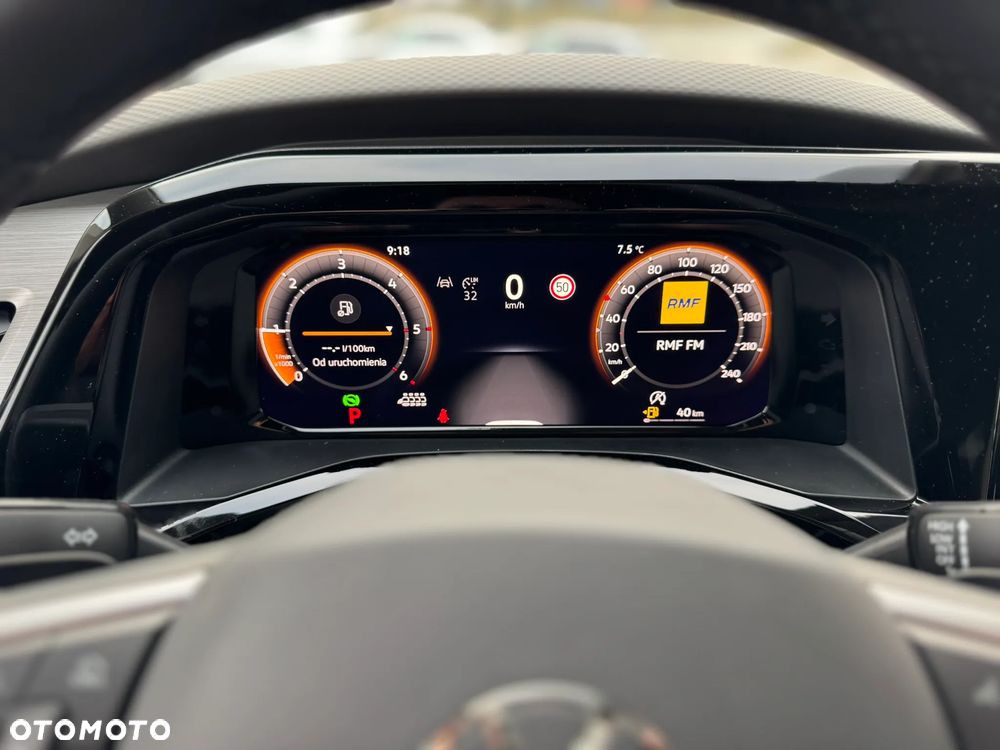 Volkswagen Multivan 2.0 TDI L2 Style DSG - 19