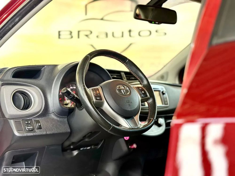 Toyota Yaris 1.4 D-4D Sport +P.Tec. +P.Plus+P.Luxury - 16