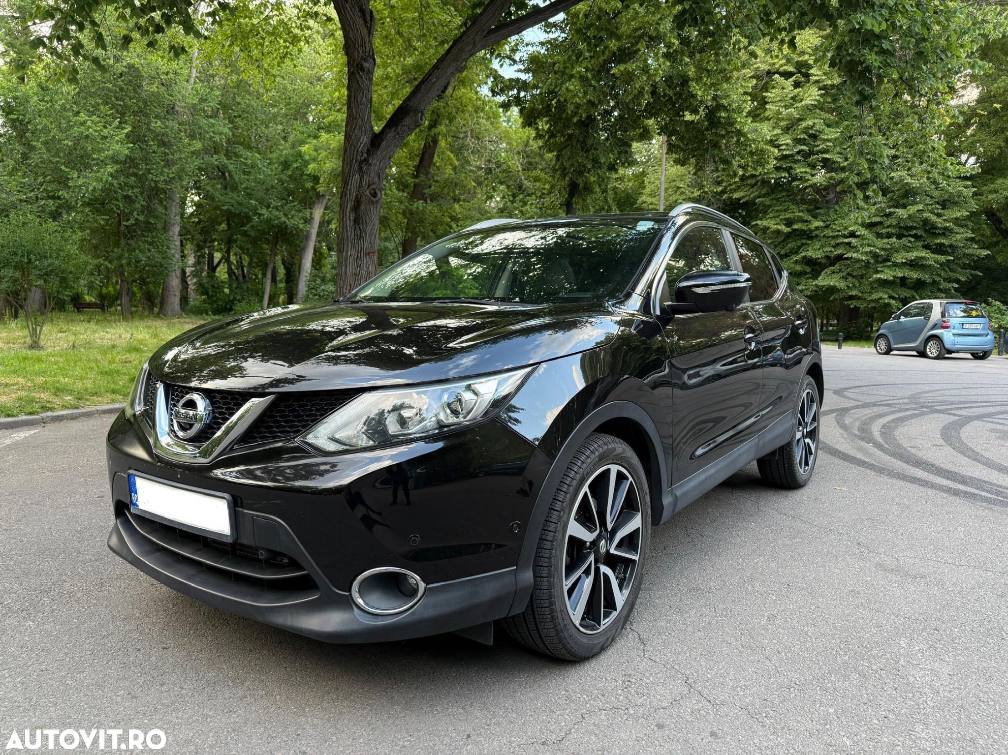 Nissan Qashqai 1.6 DCI Start/Stop X-TRONIC Tekna - 1