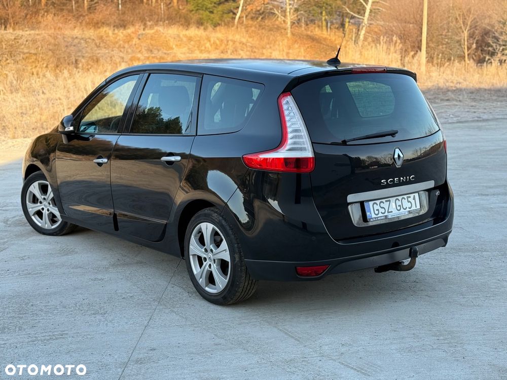 Renault Scenic - 12