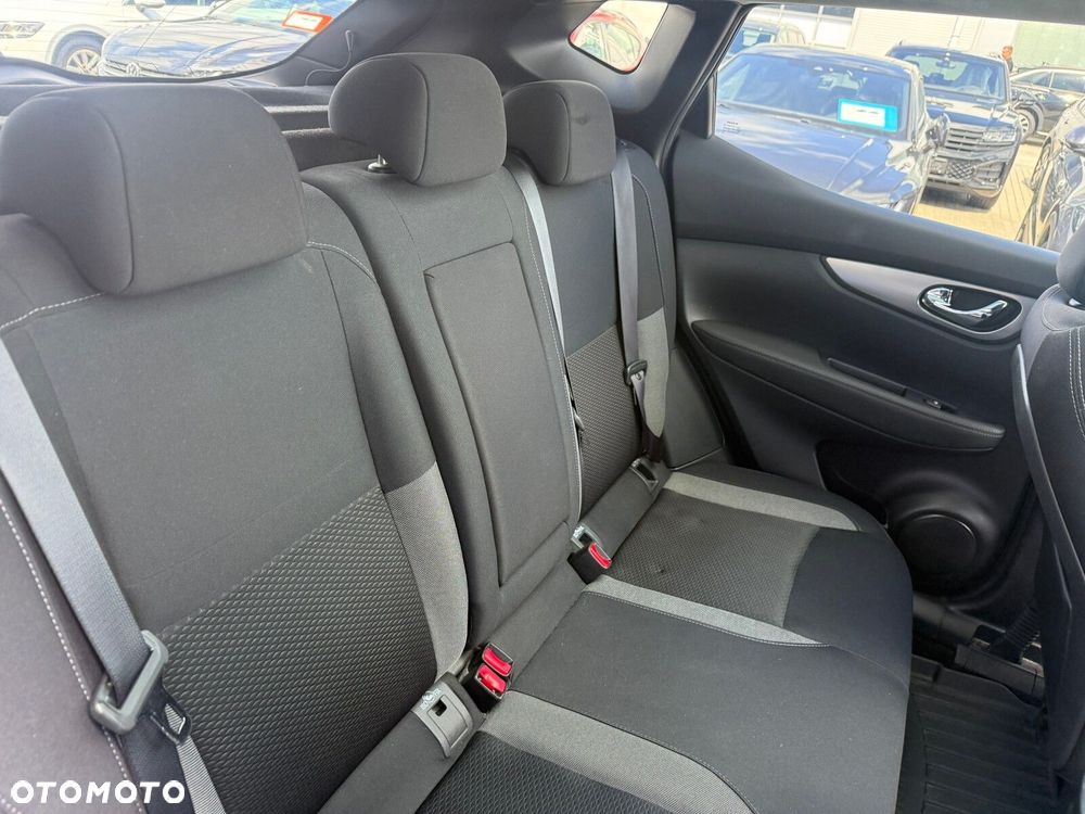 Nissan Qashqai - 16