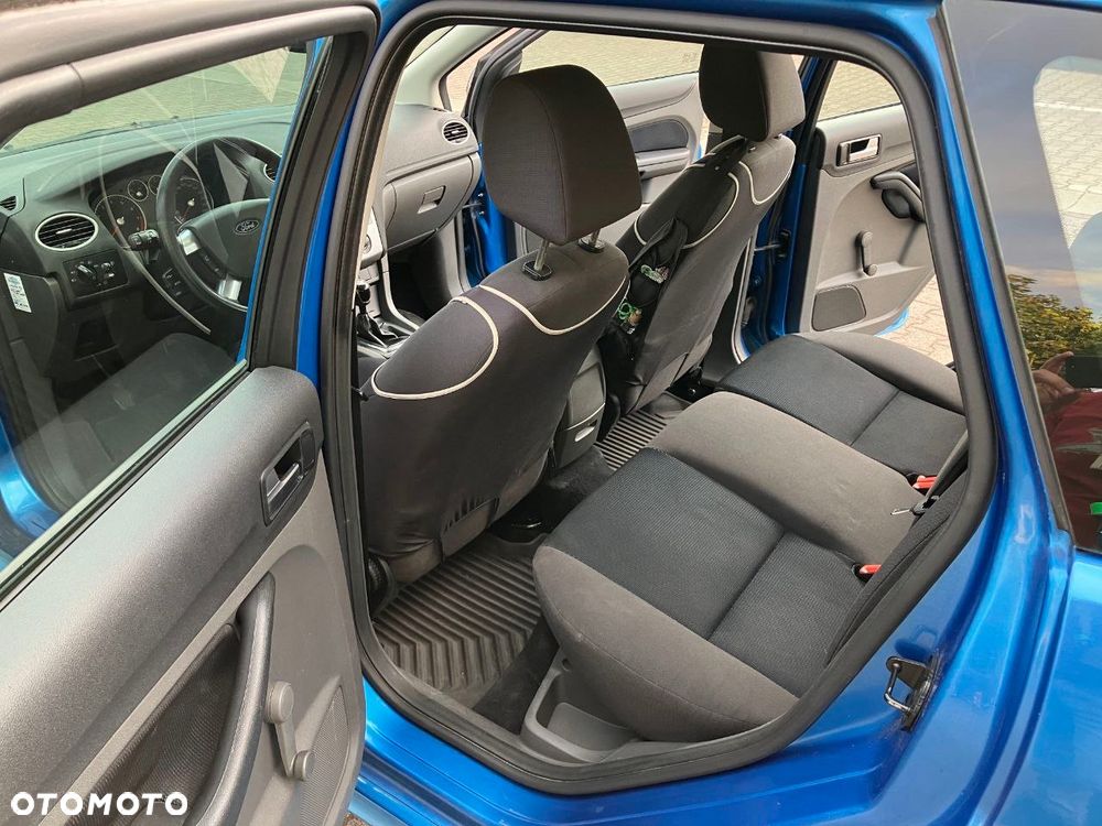 Ford Focus - 13