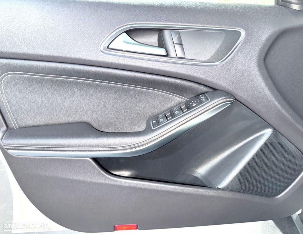 Mercedes-Benz GLA 200 CDi Urban Aut. - 15