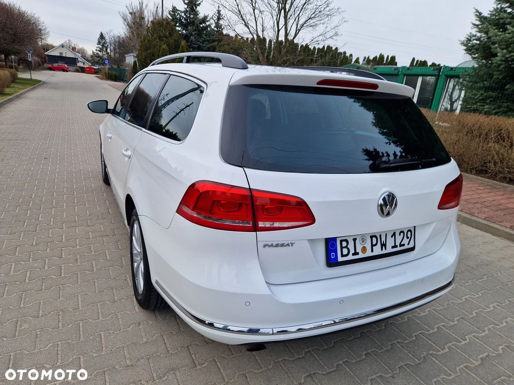 Volkswagen Passat - 17