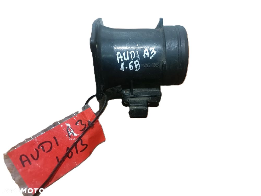 AUDI A3 8L 96-03 r. 1,6 B PRZEPŁYWOMIERZ HITACHI 058133471 + - 1