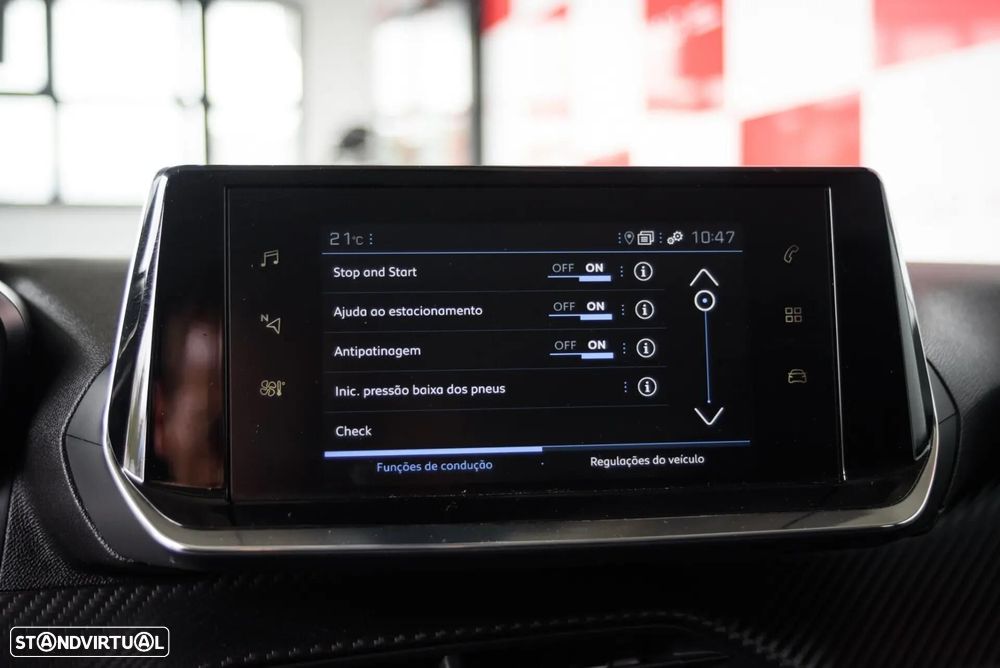 Peugeot 2008 PureTech 130 EAT8 Allure - 41