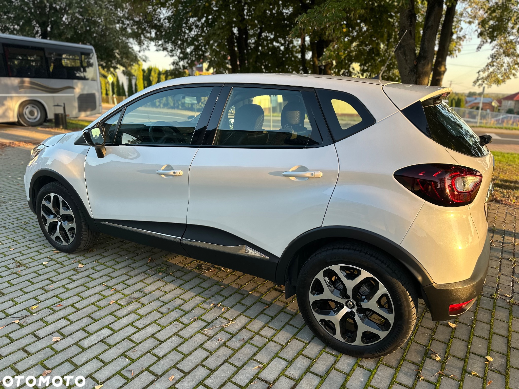 Renault Captur ENERGY TCe 90 Start&Stop Luxe - 7