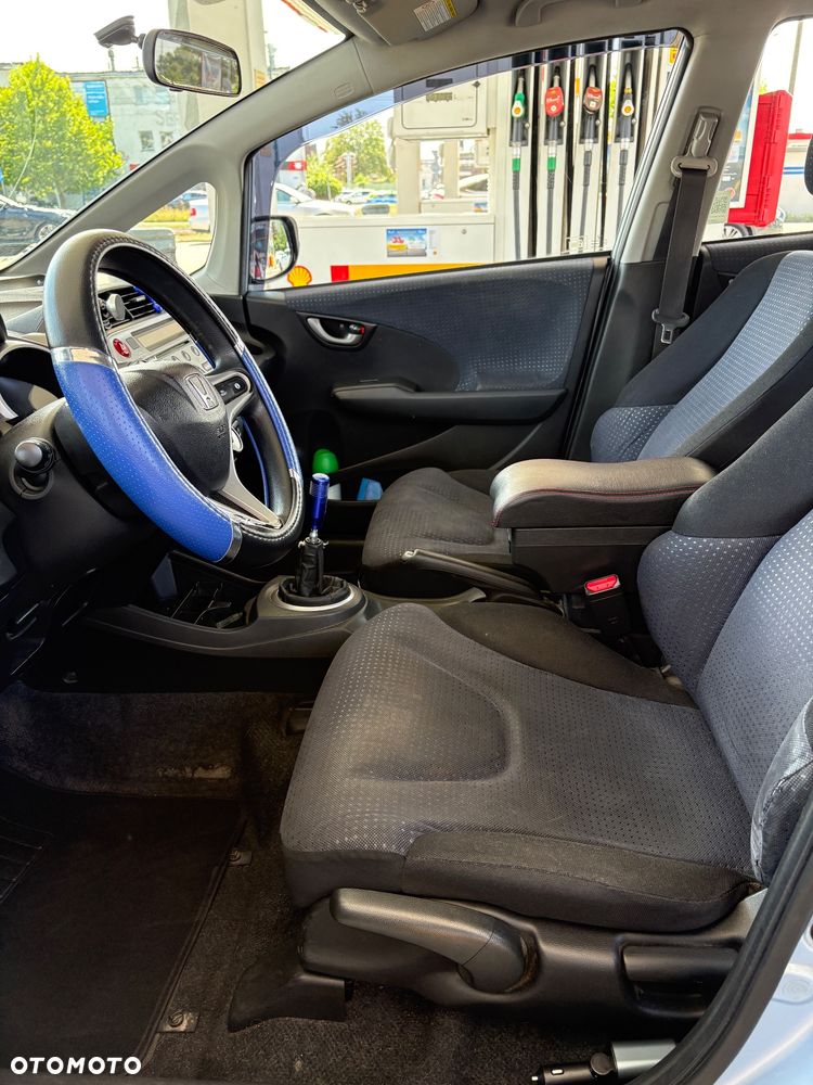 Honda Jazz 1.2 Base - 18