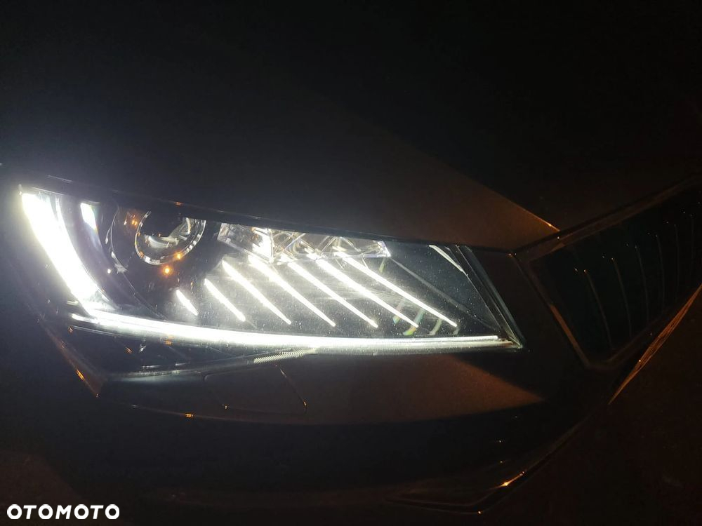 Skoda Superb 2.0 TDI 4x4 DSG L&K - 5