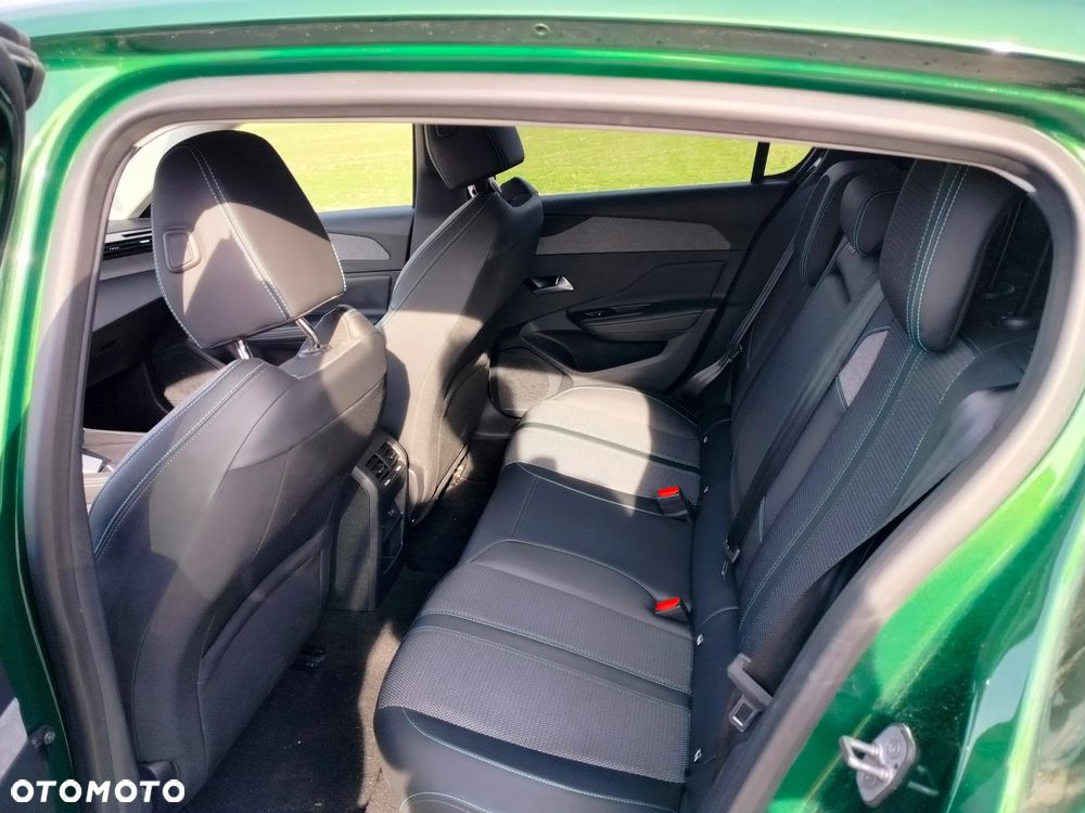 Peugeot 308 PureTech 130 EAT8 Allure - 11