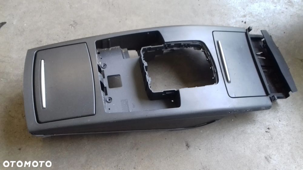 tunel środkowy A6 C6 - 1