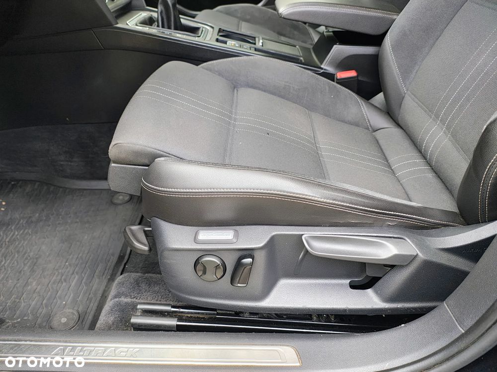 Volkswagen Passat 2.0 TDI BMT 4Mot Highline - 30