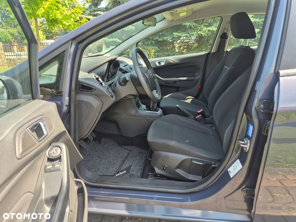 Ford Fiesta 1.25 Champions Edition - 10