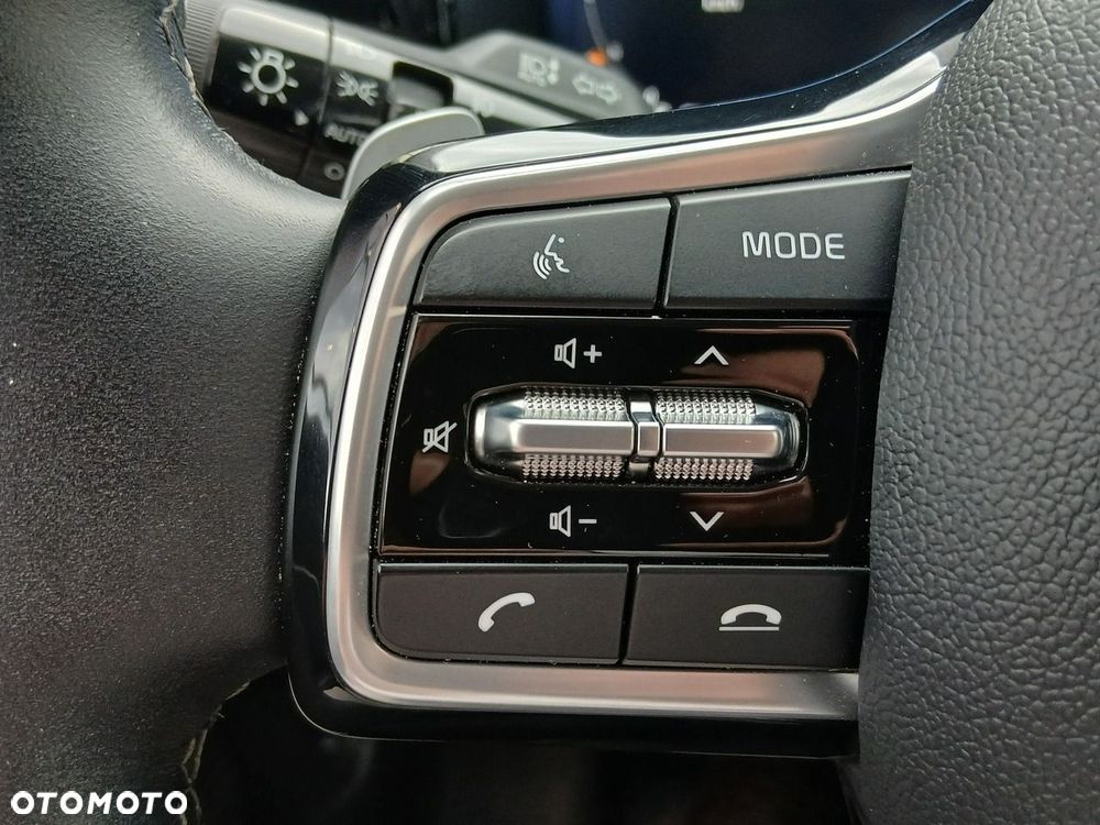 Kia Sorento - 32