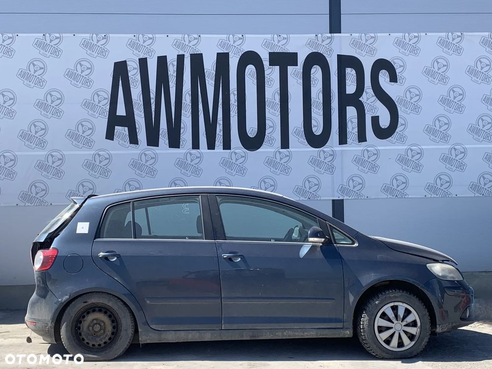 VOLKSWAGEN GOLF PLUS 2005 *SAMOCHÓD NA CZĘŚCI* 4577 W9 / C5F  MASKA, LAMPA, DRZWI, LUSTERKO, ZDERZAK, GRILL, BŁOTNIK, KLAPA, BELKA, DESKA, FOTELE, KANAPA, ĆWIARTKA KIEROWNICA, TARCZE, ZACISKI, ZAWIESZENIE, KOMPLETNY PRZÓD, KOMPLETNY TYŁ, LICZNIK, ZEGARY, PRAWE LEWE PRZÓD TYŁ - 3