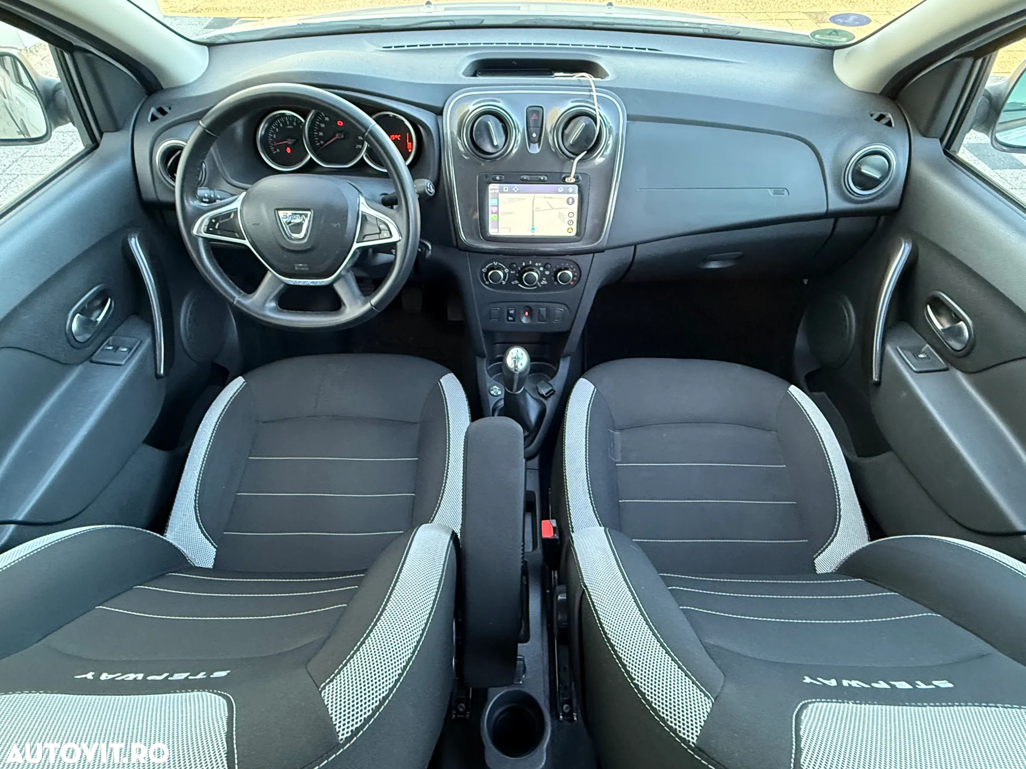 Dacia Logan Stepway TCe 100 GPL - 7