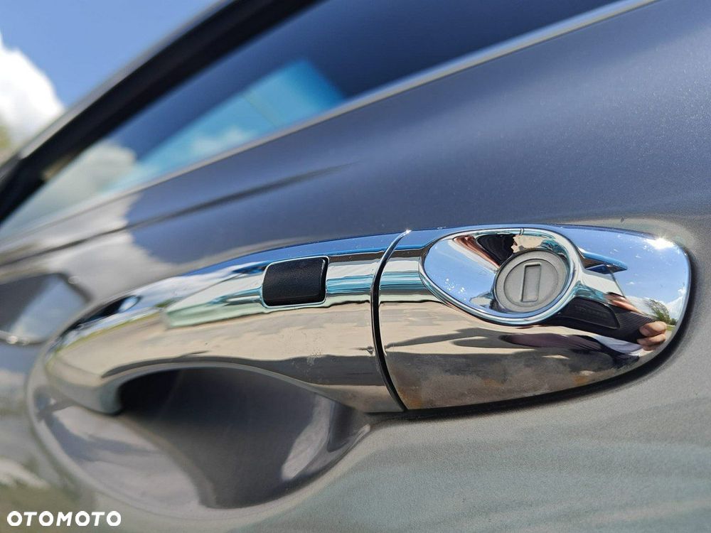Kia Sorento - 10