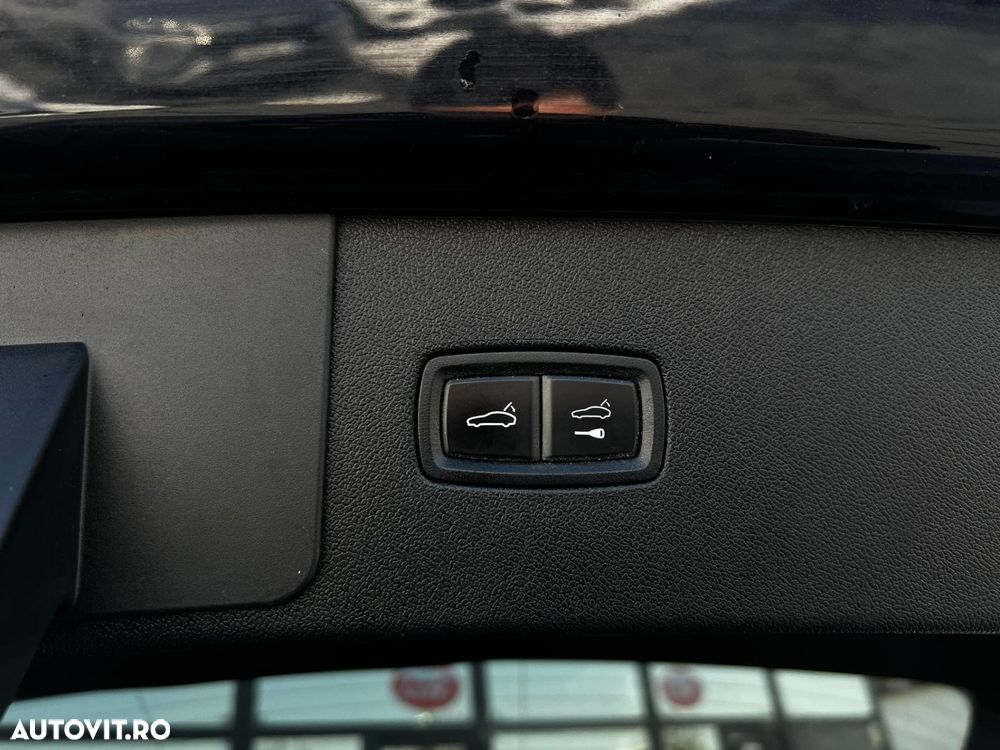 Porsche Cayenne - 38