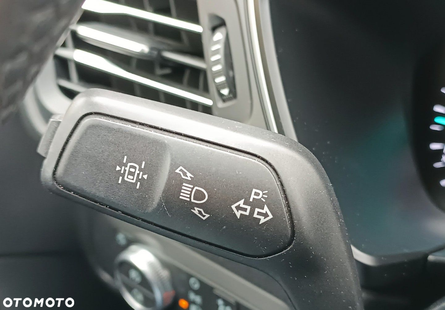 Ford Kuga - 35