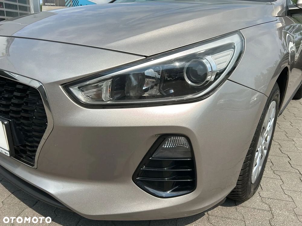 Hyundai i30 1.4 Classic + - 36