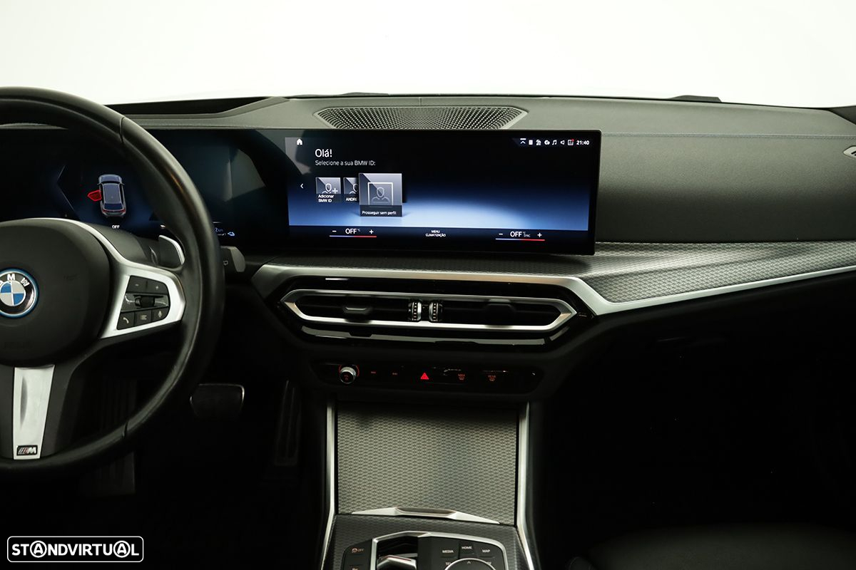 BMW 330 e Touring Pack M Auto - 10