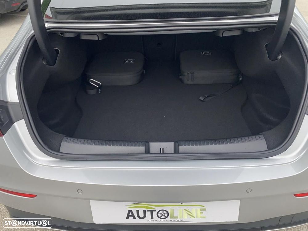 Mercedes-Benz CLA 250 e 8G-DCT AMG Line Advanced Plus - 21