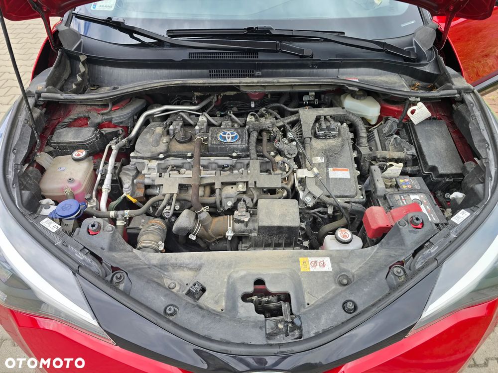 Toyota C-HR 1.8 Hybrid GPF GR Sport - 28