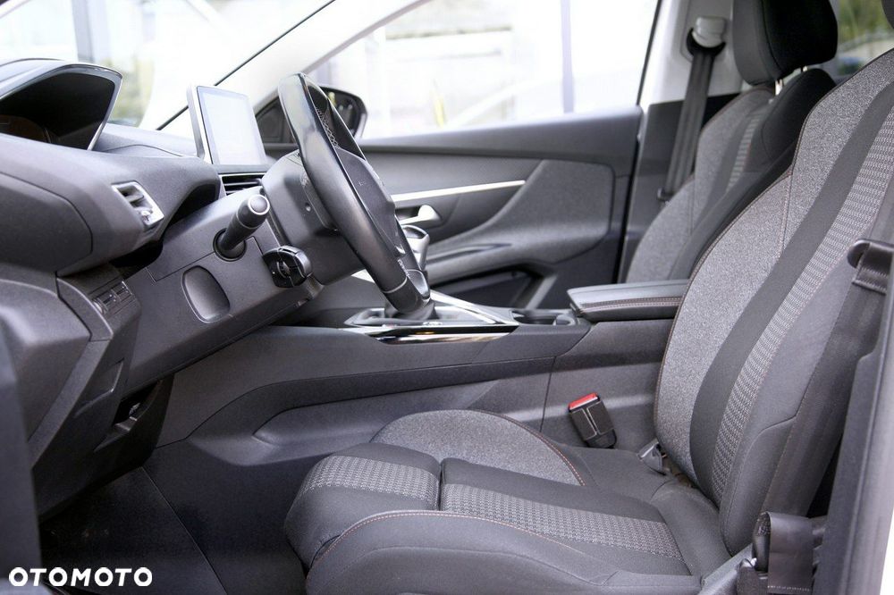 Peugeot 3008 - 15