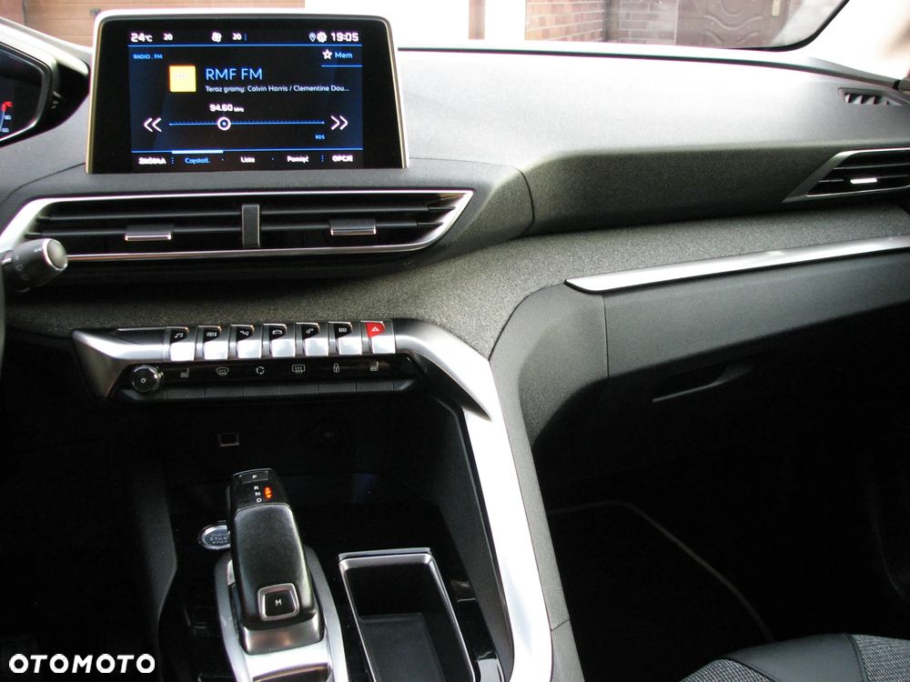 Peugeot 3008 1.5 BlueHDi Allure Pack S&S EAT8 - 28