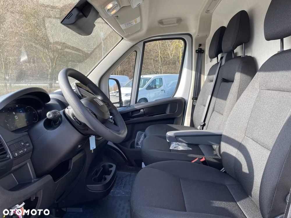 Fiat Ducato Furgon L3H2 3,3T Diesel 140KM Manual - 12