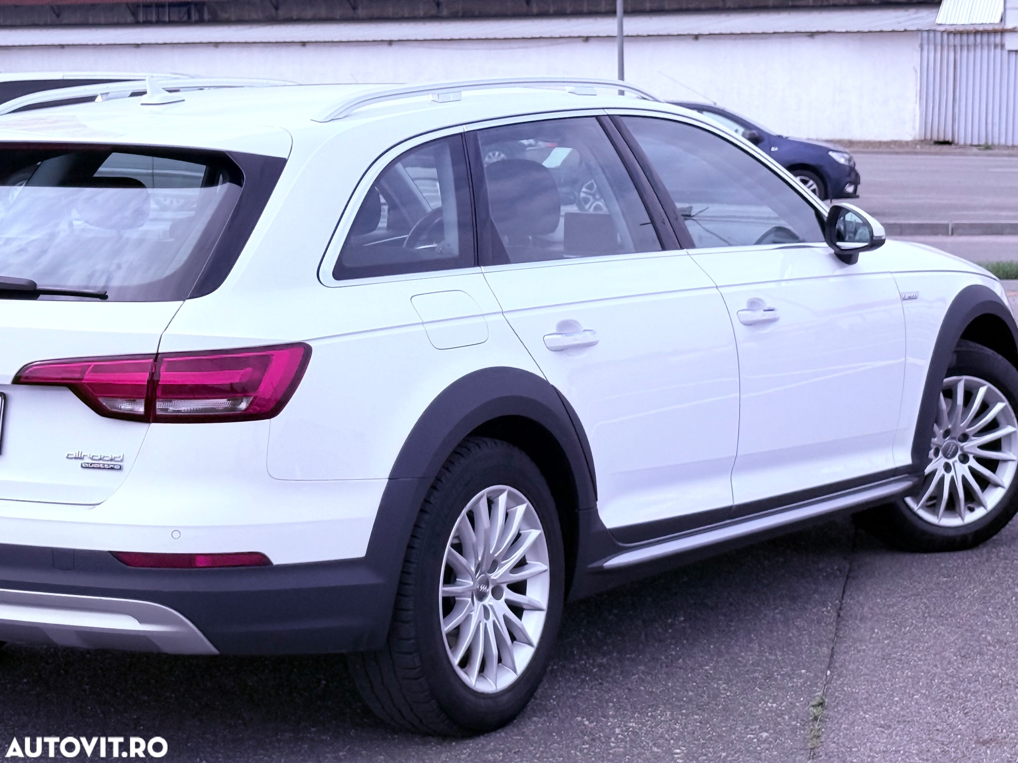 Audi A4 Allroad 2.0 TDI Quattro S tronic - 5