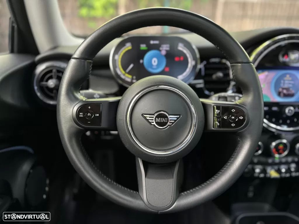 MINI 3 Portas Cooper SE Camden Edition - 43